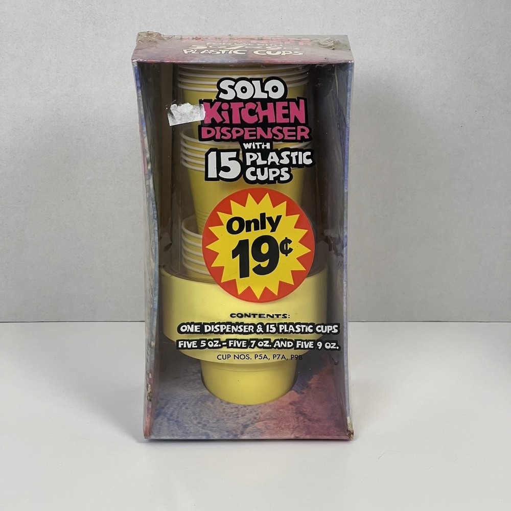 Vintage‎ 70's Solo Kitchen Dispenser w/15 Plastic cups 5/7/9 oz yellow retro
